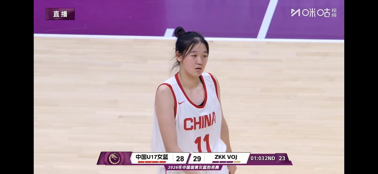 中国U17女篮过去三场比赛的各球员得分

截止目前，三场比赛得分最多的是10号李