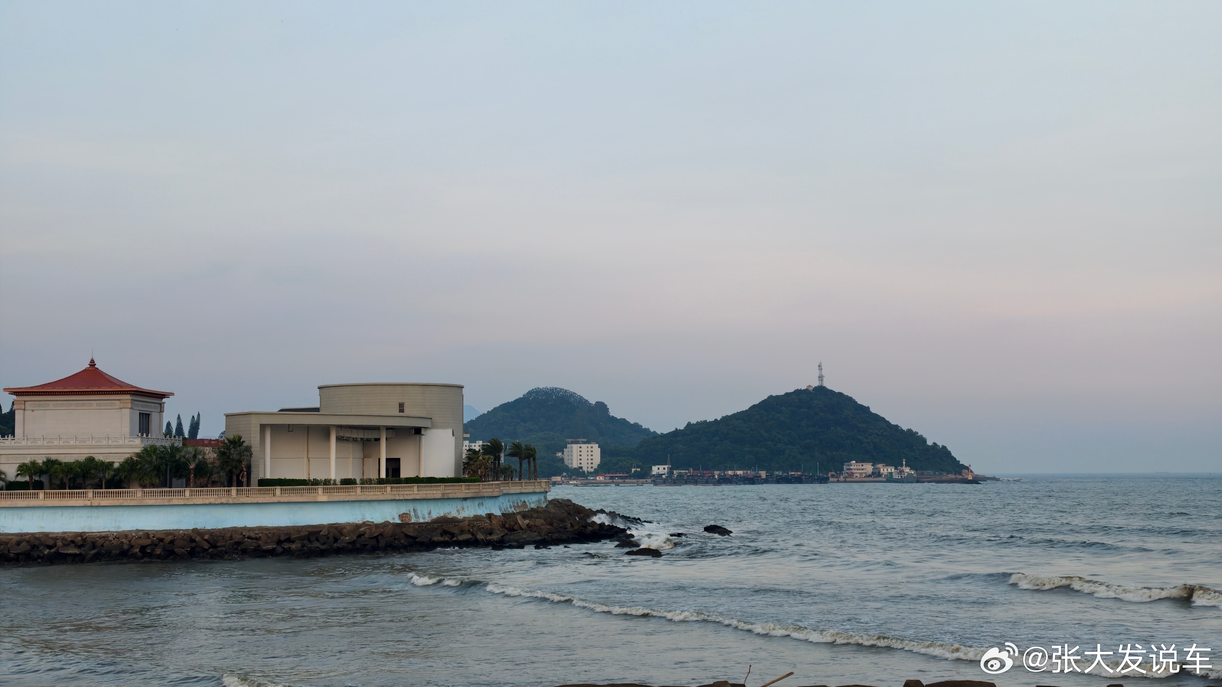 饭后去海边吹吹海风 汕头