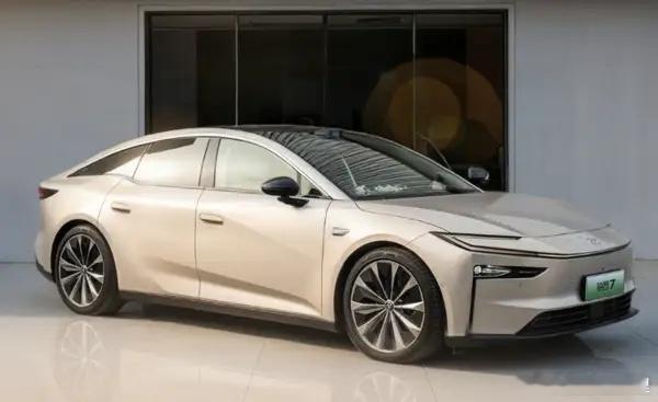 广汽丰田铂智7预售发布会定档3月5日 搭载鸿蒙座舱5.0 