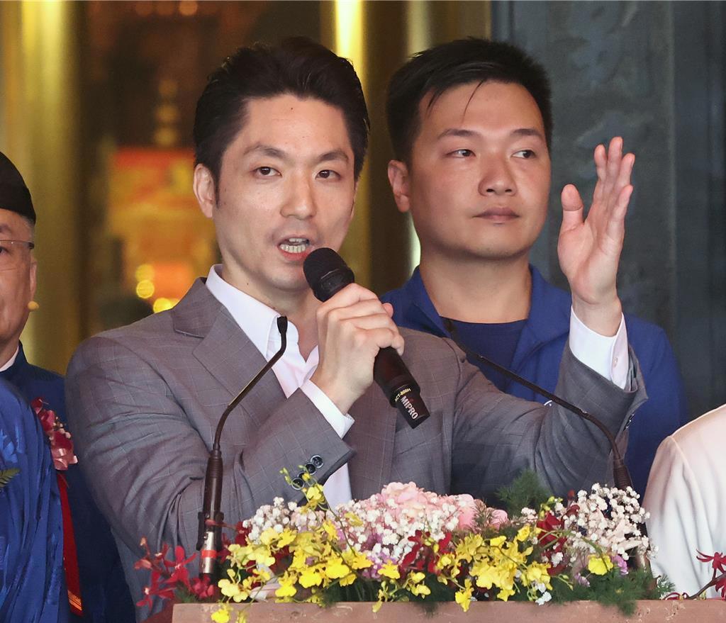 蒋万安赖清德沈伯洋同台 蒋万安回呛赖清德

赖清德2日与台北市长蒋万安、民进党台