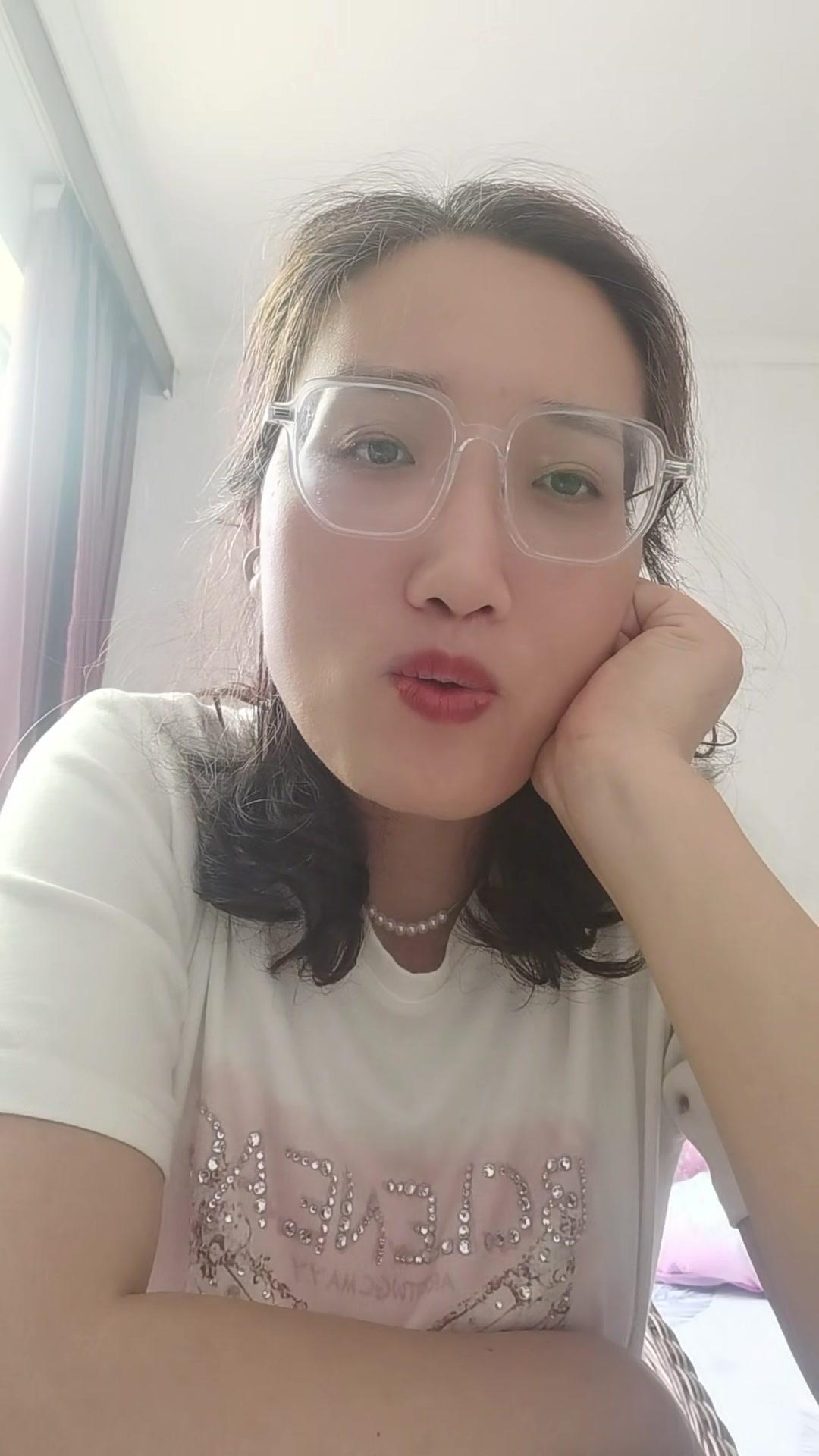其实，未来社会更看重自学能力和自控力。没人会一直引导你学习，全靠自己借助手机、A
