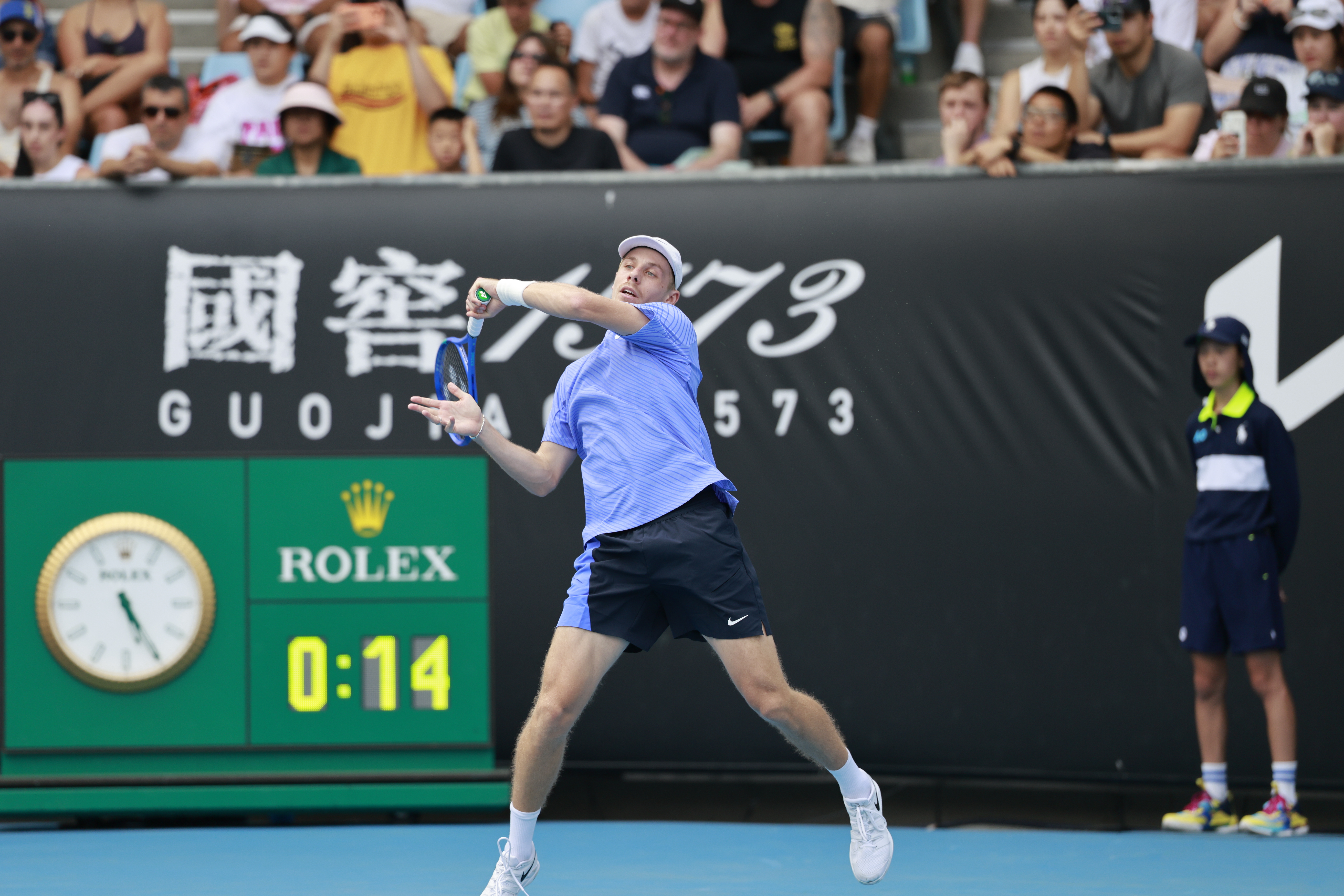 布云朝克特止步澳网男单首轮布云朝克特0比3沙波瓦洛夫 澳网，布云朝克特3-6/6