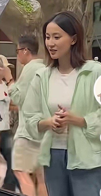 我不行了谁家老阿姨出街 ​  ​​​