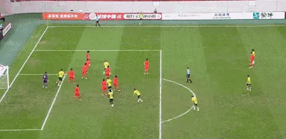 门将李昊完成了一次重要的扑救。u23亚洲杯u22国足vs澳大利亚u22  ​​​
