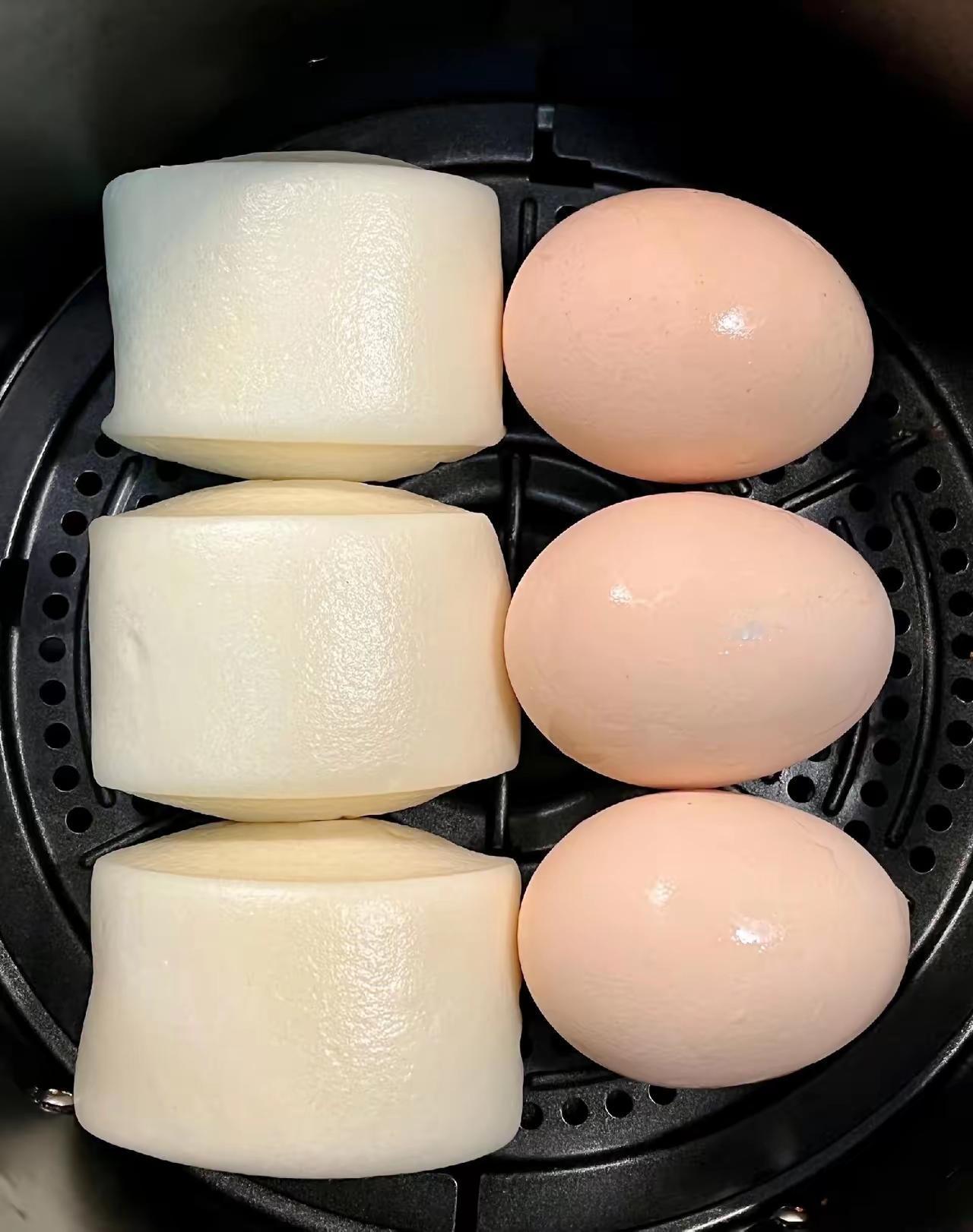 这样不行吗？
老人的习惯，馒头和洗过的鸡蛋同时腾，儿媳是一百个不愿意，说是鸡蛋再
