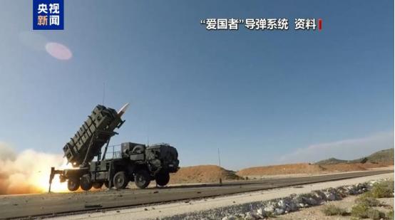 美国疯了？自己导弹都不够用了，还拼命往外卖5250枚爱国者给中东四国！一边喊库存