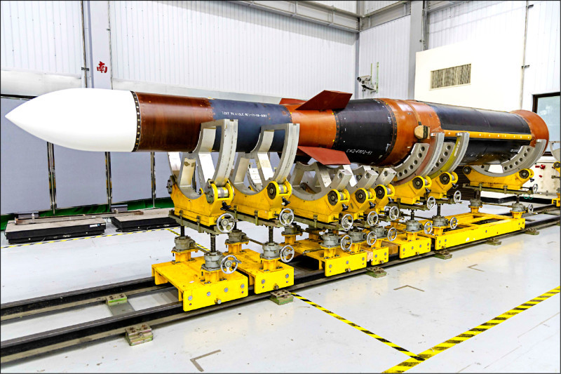 可能是因为对近期中东战场美制爱国者导弹的消耗感到担忧，台岛匪首赖清德专程视察了台