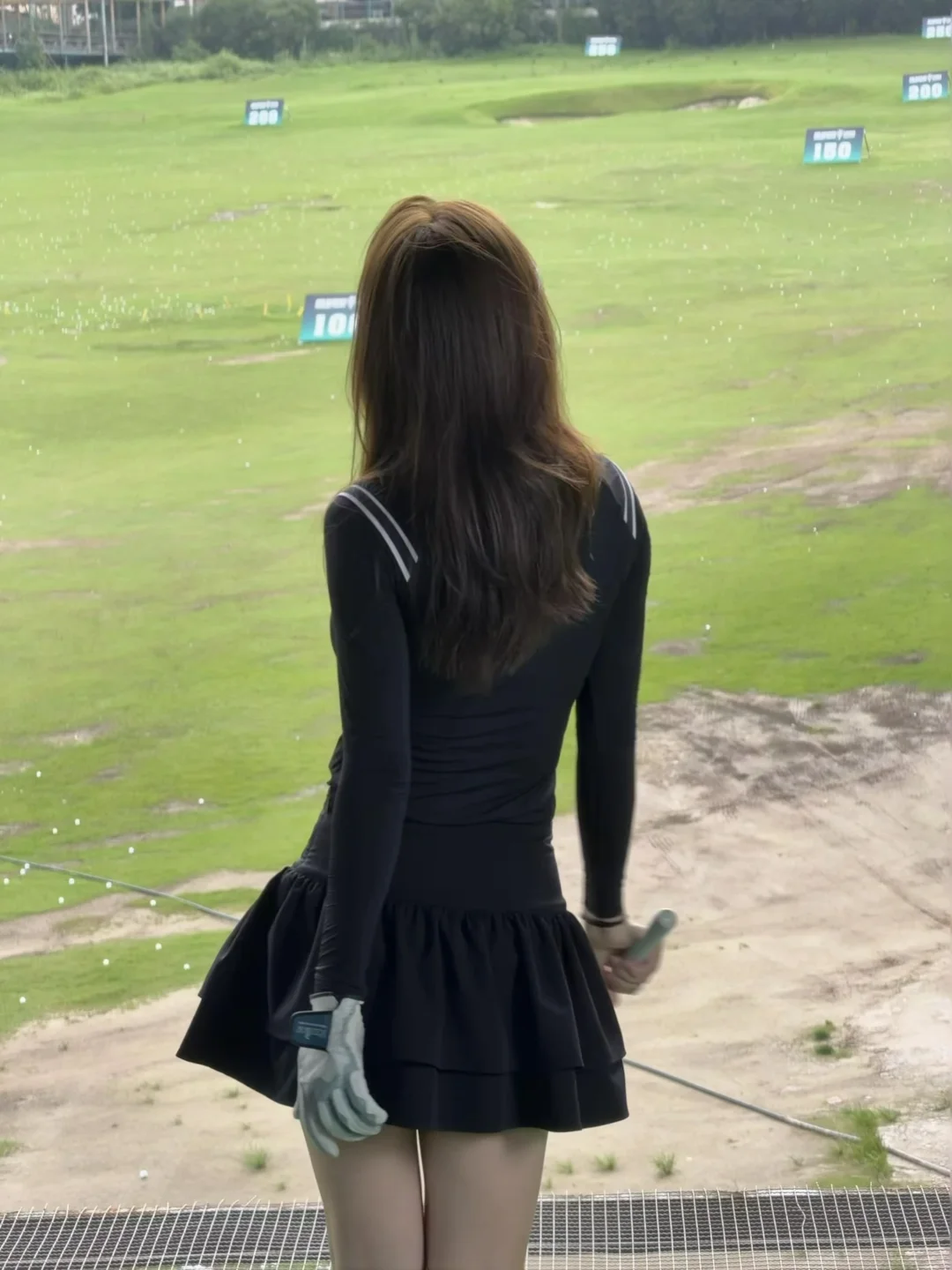 背影那么拽还以为打负杆呢⛳️