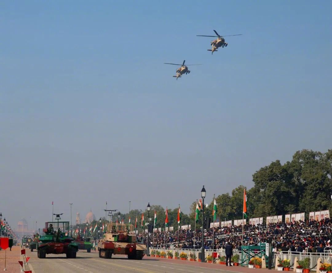 1月26日是印度共和国日，新德里卡塔维亚大道上举行了隆重的官方庆祝活动。印度外交