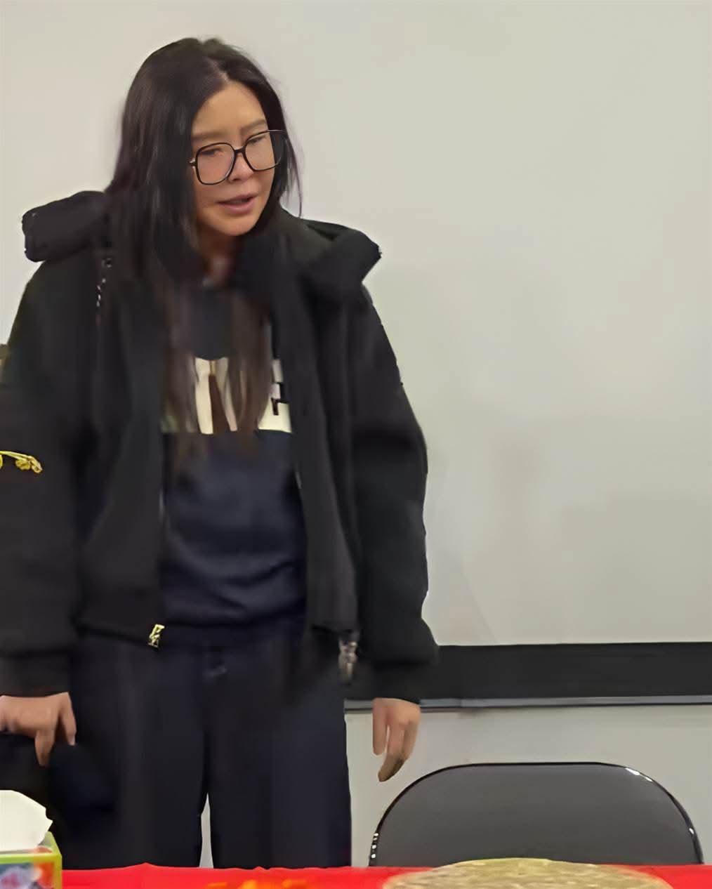 曾经的一米七二的女神啊！你能看出这是王祖贤？