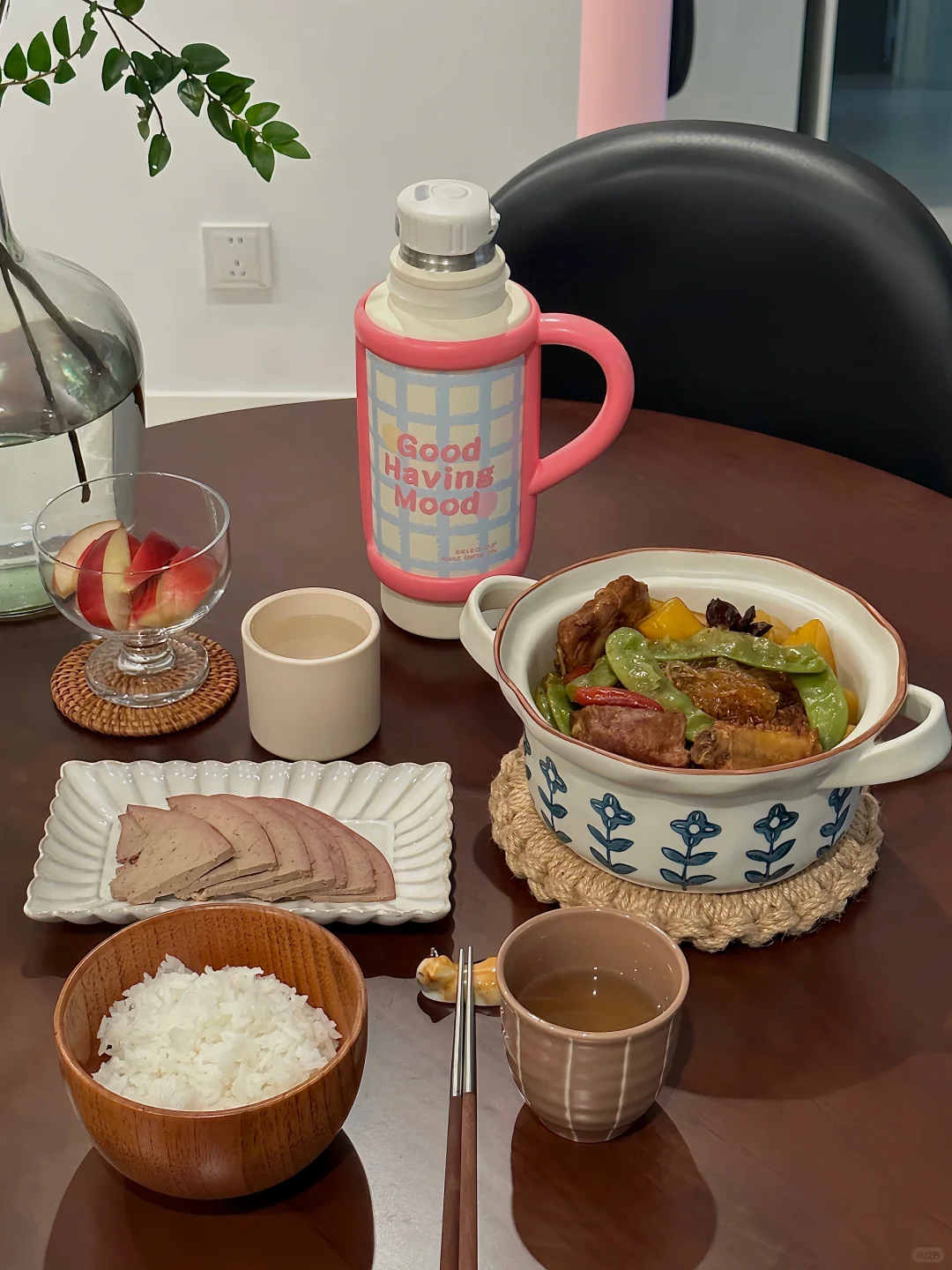 一人食晚餐｜排骨土豆豆角➕盐水猪肝🍱