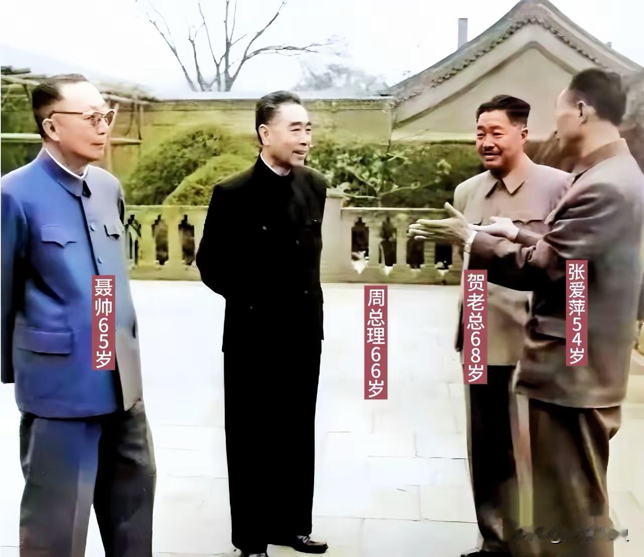 世界震惊

1964年10月16日15时，这是一个中国人民永远铭记的日子，因为这