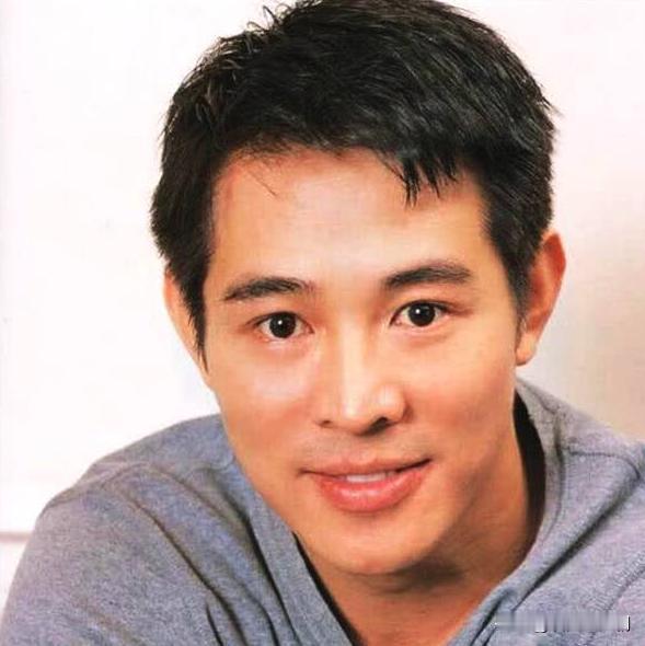 2009年，史泰龙给李连杰打电话:“有空来拍《敢死队》吗？拍7天，片酬1个亿。”