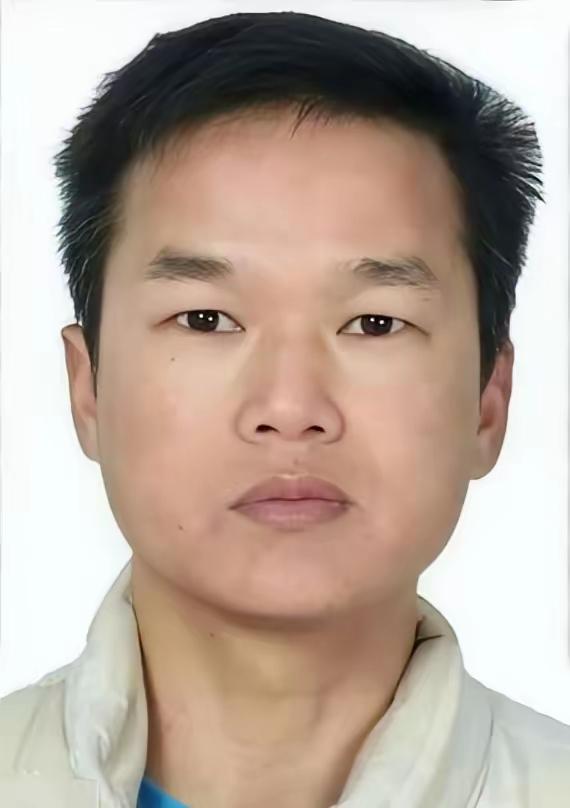 “动我母亲我就杀你全家！”1996年，陕西13岁男孩亲眼目睹母亲被害，选择参军入