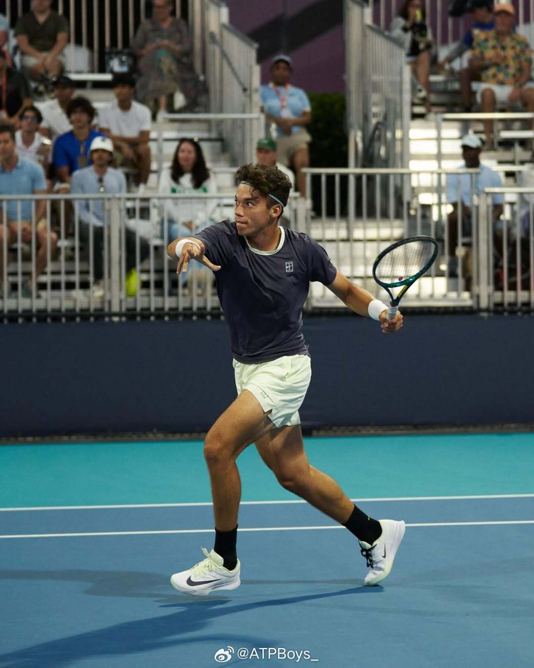 拥有华人血统的布兰奇在迈阿密拿下个人职业生涯大师赛首胜目前他由费雷罗网校重点培养