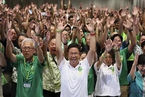 冲绳知事换将！反美基地派失势，日本借西南诸岛紧盯台海局势！
 
冲绳知事选举迎来