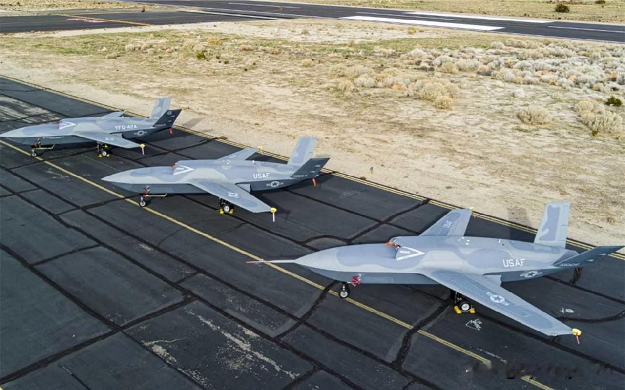 🇺🇸 YFQ-42A护航无人机完成首次半自主飞行。

2月12日，YFQ-4