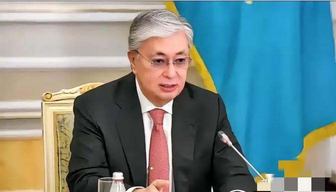 谁也没想到，哈萨克斯坦总统托卡耶夫，居然在国际大场合上，当着150多个国家代表的