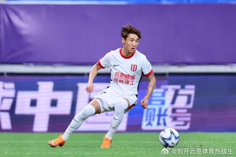 开云体育馆  【韦世豪与蓉城签订的是三年顶薪长约，合同期至2028年底】    