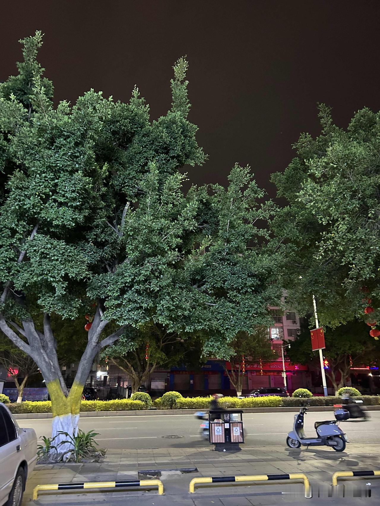 有人说过一句话，就是下一代之所以比上一代进步，是因为下一代不听上一代的话。

这