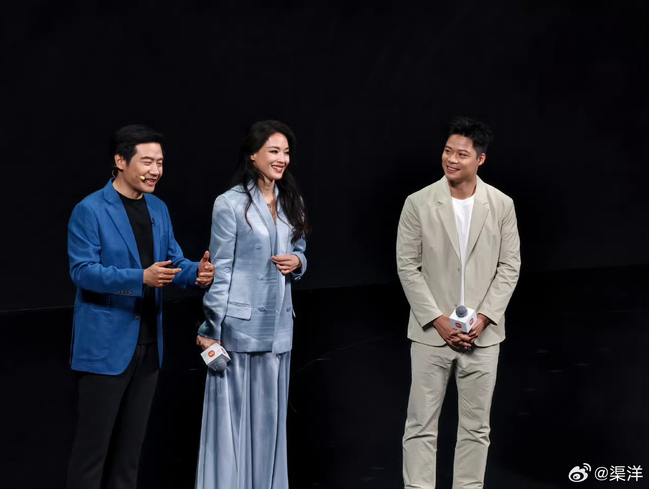 苏炳添赞新SU7为中国科技骄傲这次升级直接拿捏有娃家庭，小爱陪伴功能超实用，听资