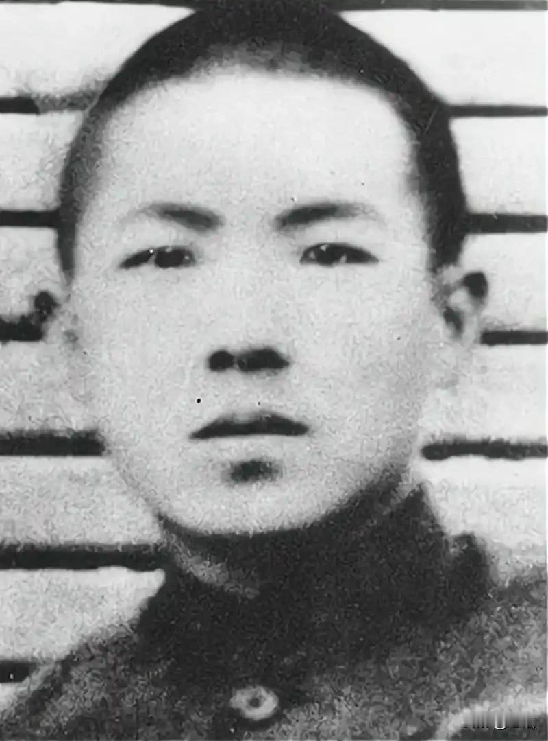 1938年，唐山“矿工刀客”、28岁的节振国被日军囚于宪兵队大牢，处决前夜，他竟