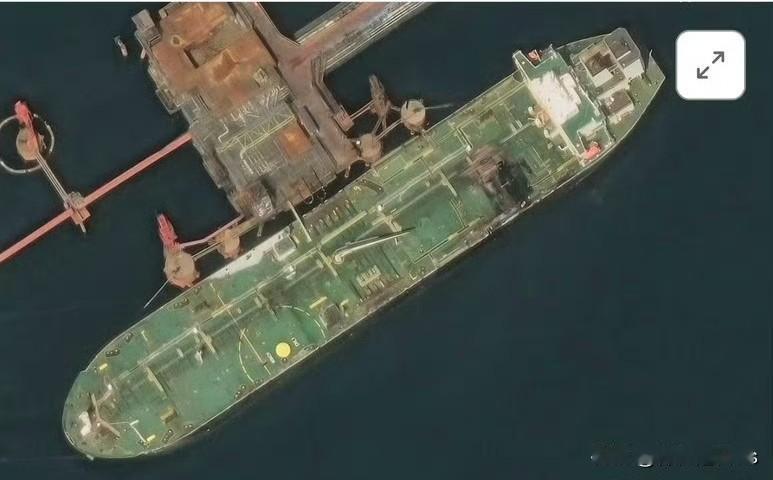 路透社：俄罗斯黑海主要石油码头遭无人机袭击后暂停装油

路透社报道，俄罗斯黑海港