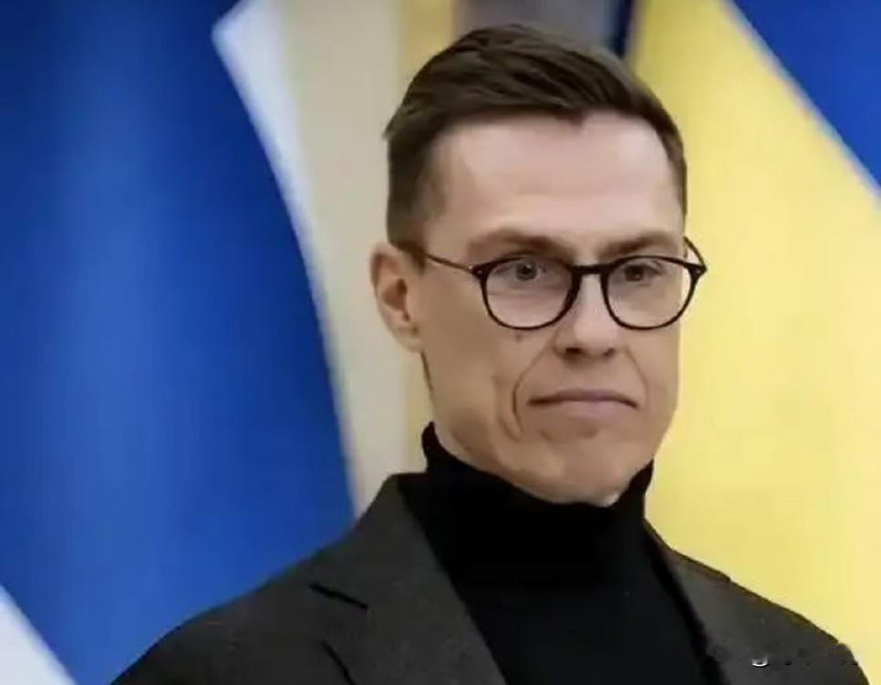 芬兰总统认为，虽然美国仍就和平协议问题与欧洲和基辅讨论，但无疑特朗普才是最终决策