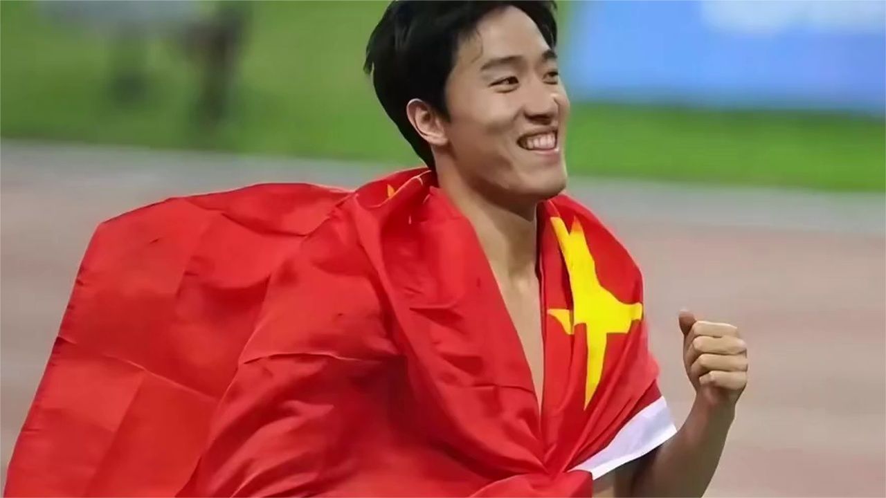 曾经的田径巨星，刘翔退役后的收入来源有哪些！ (2)