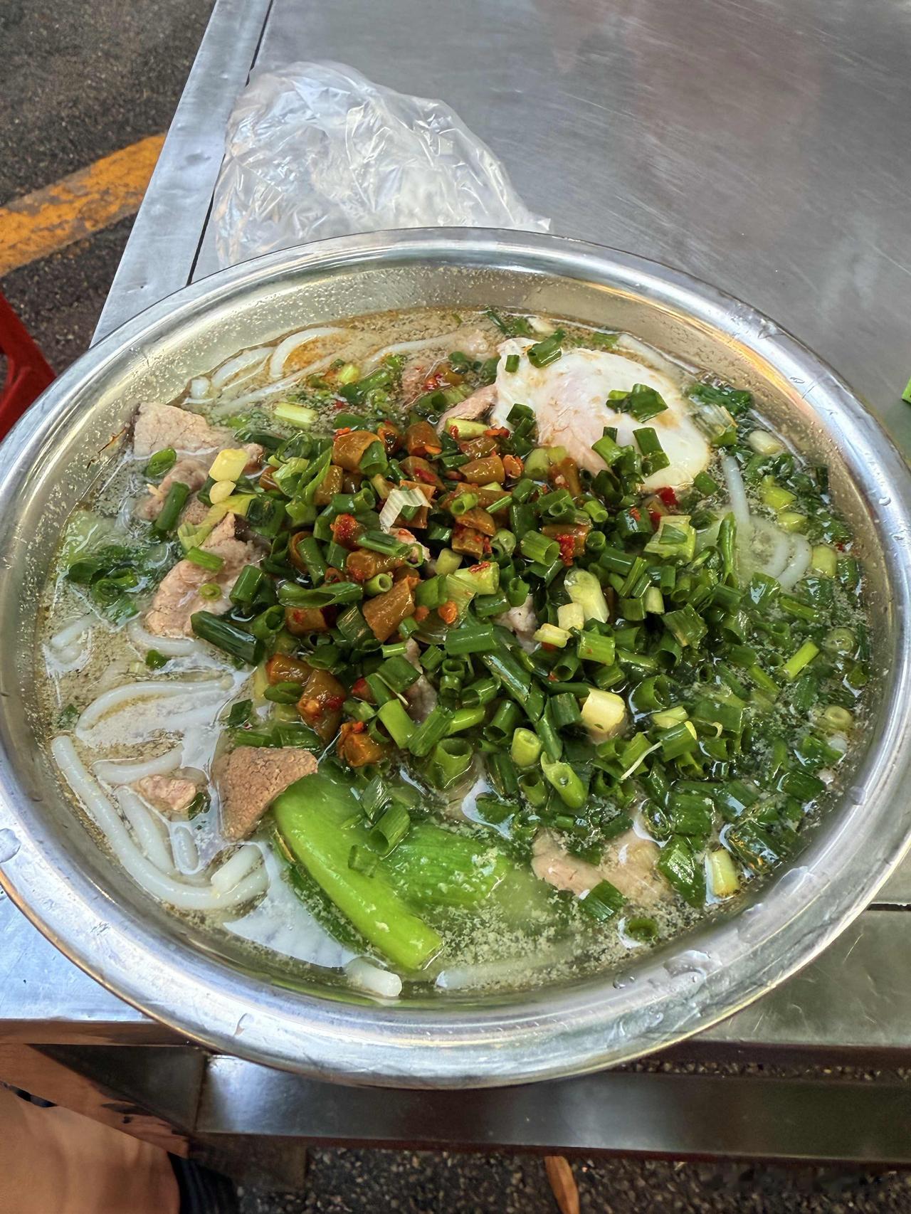 合计一下今天要大出血，还是先出门算了…

又到送物资的日子了，今天周六算起早了，