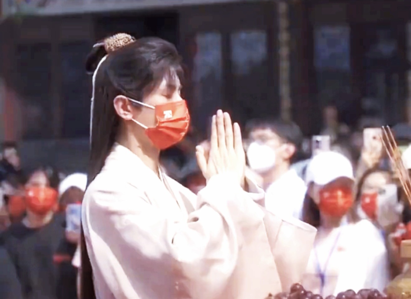明天所有的ie都抢到票 ! 好运连连 ！ 