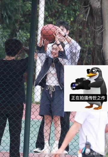 河清海晏阵容官宣张子枫陈飞宇河清海晏身高差现偶难得的亮眼搭配，张子枫灵动鲜活，陈