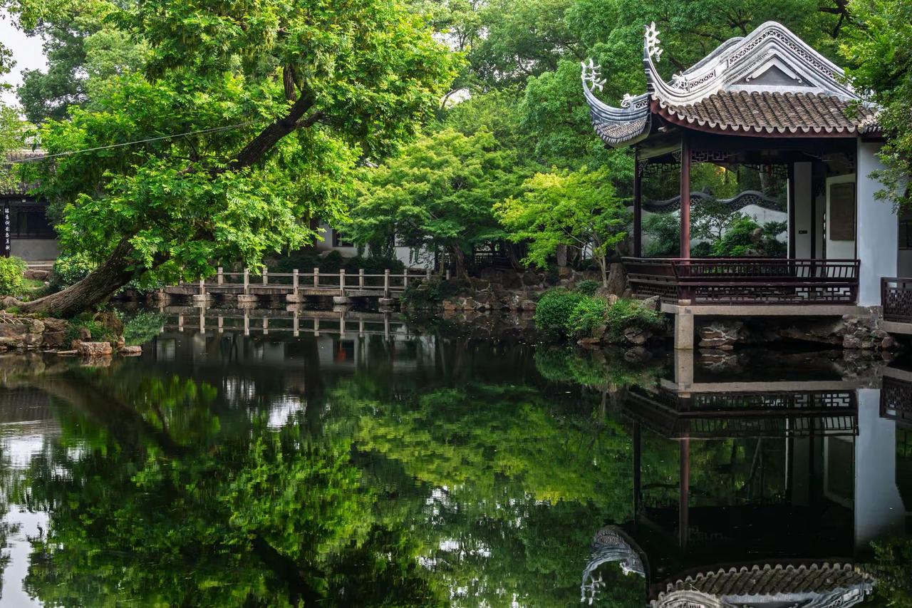 无锡惠山古镇寄畅园。无锡惠山古镇寄畅园中式园林之美学 中式美学园林 江南园林美学