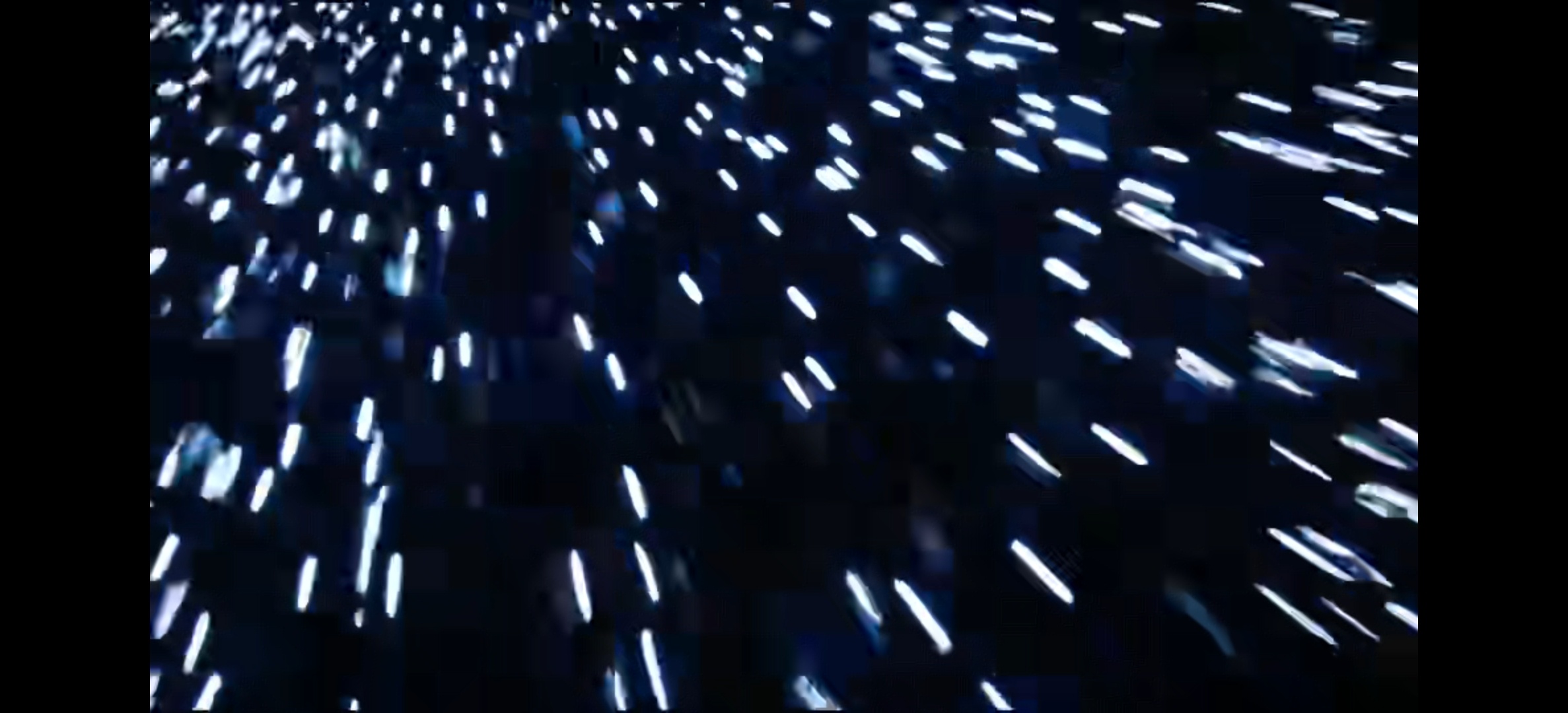 王源这个转场特效用了那个呀？能看得出来吗？ 