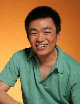 大导演王晶说，追龙三，弄了好几年搞不好，我就把它给了王宝强，这个故事不错，也叫唐