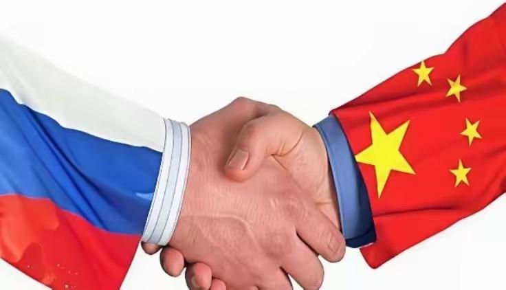 俄罗斯为什么会松口向中国提供重型发动机？答案其实只有一句话：它不再相信“慢慢领先