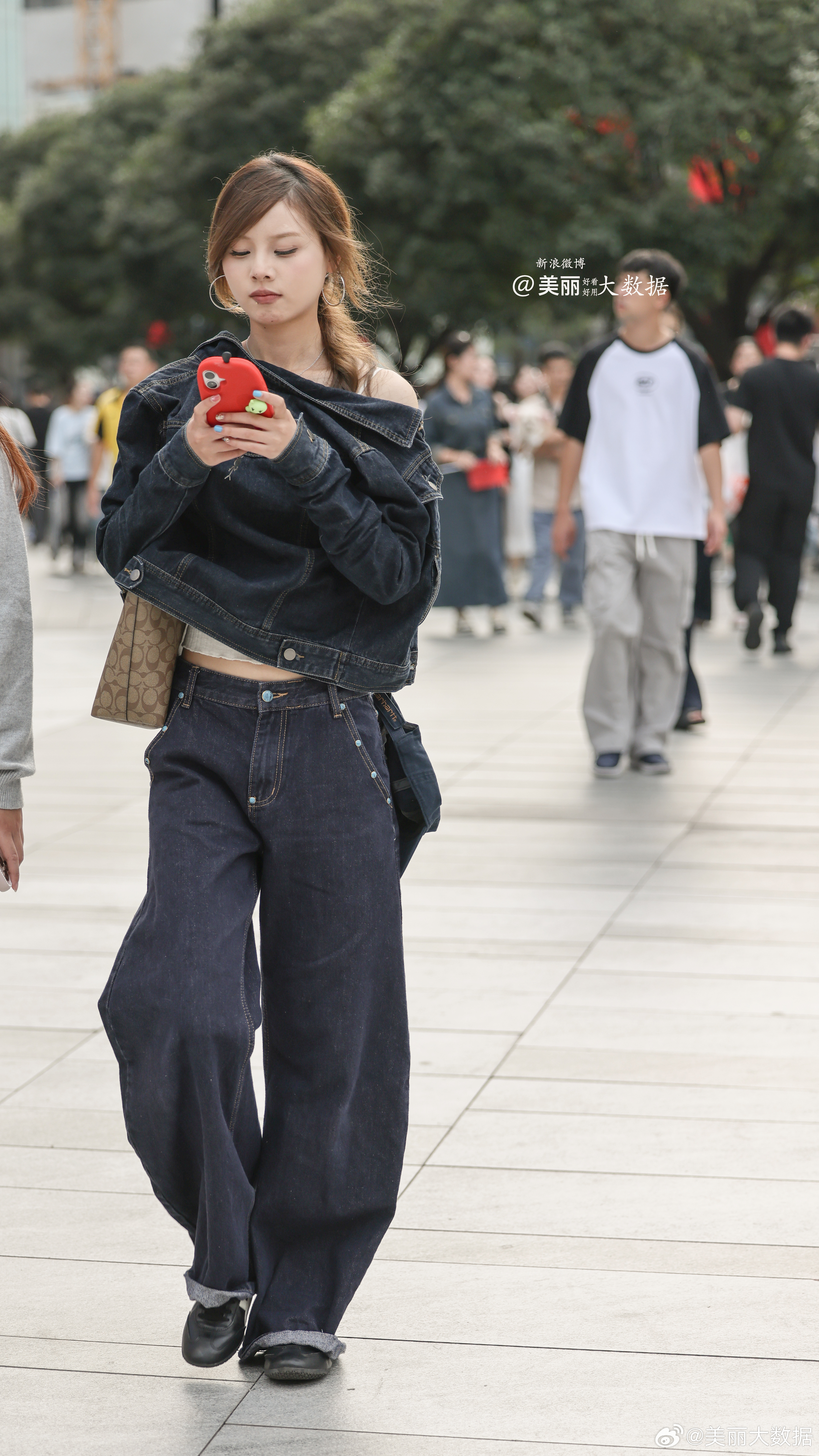 这身怎么样？很牛啊。 