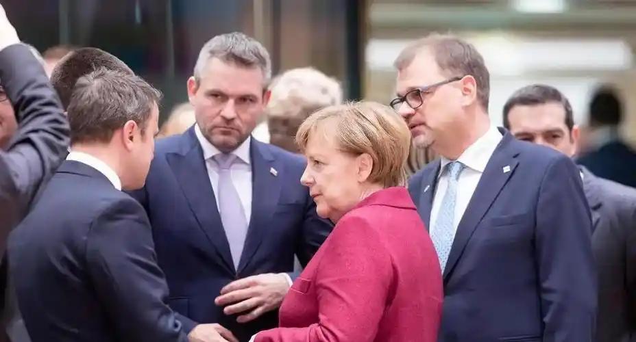 欧洲国家可能到现在都没反应过来，自己居然被泽连斯基和美国联手给坑了。
北京时间9