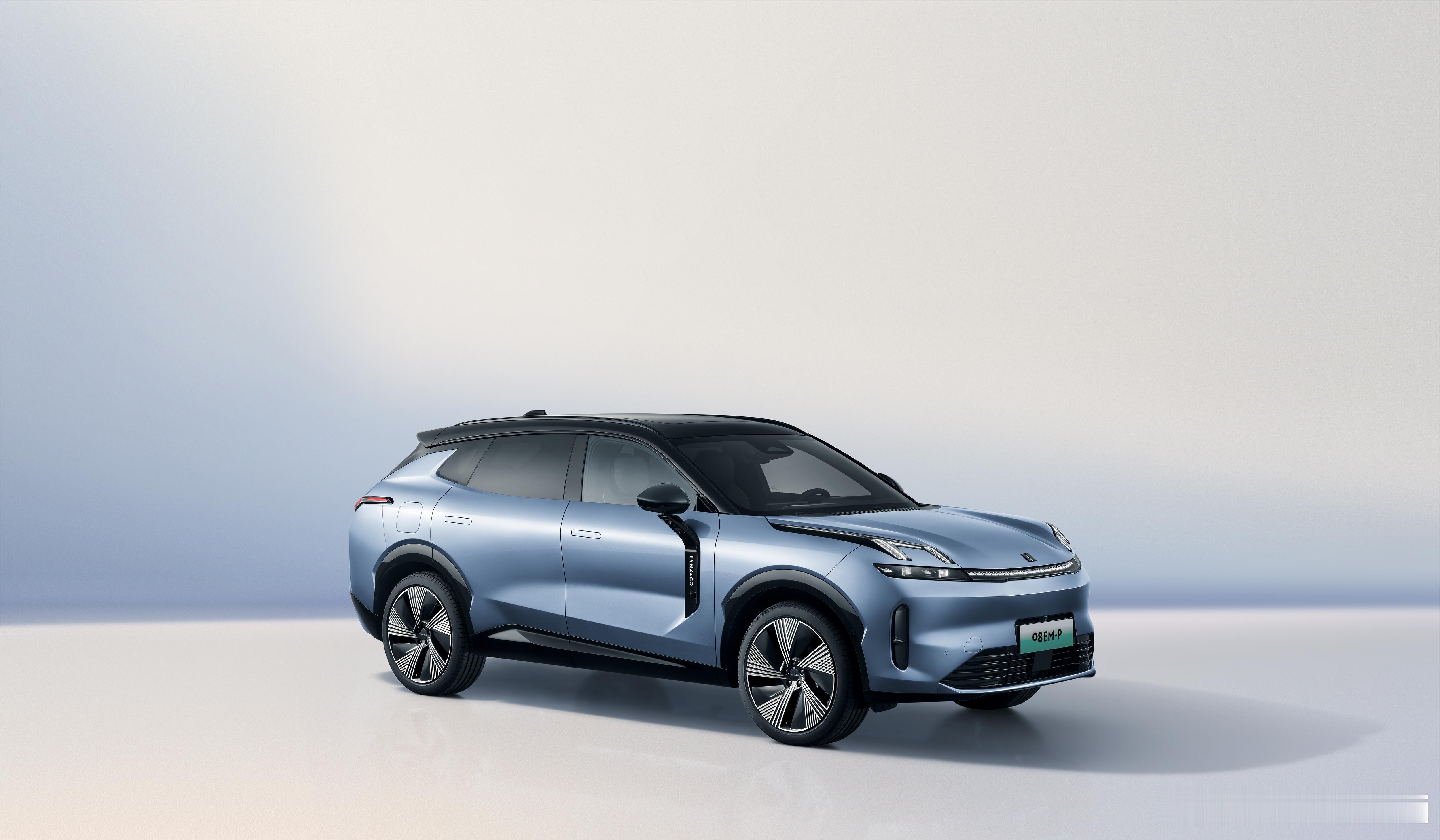 2025款的领克08 EM-P马上就会和大家见面了，现在的新车发布，已经不仅仅只