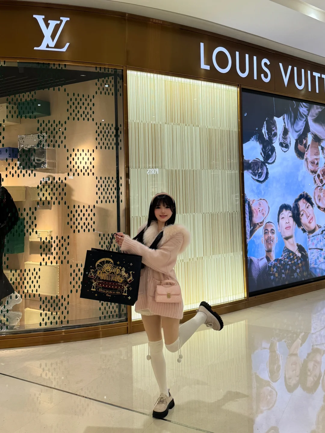 靠婆婆拿下新年第一个 LV👜🧨🎇❤️