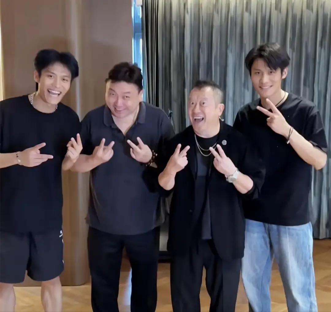 震惊！曾志伟加盟三只羊香港分公司，直播三小时狂揽一亿销售额，TVB群星助阵，小杨