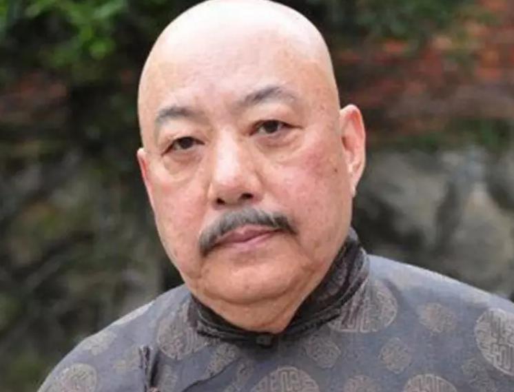 尚印泉，北京本土国家一级演员，中国戏剧家协会会员，任职北京儿童艺术剧院，兼任剧院