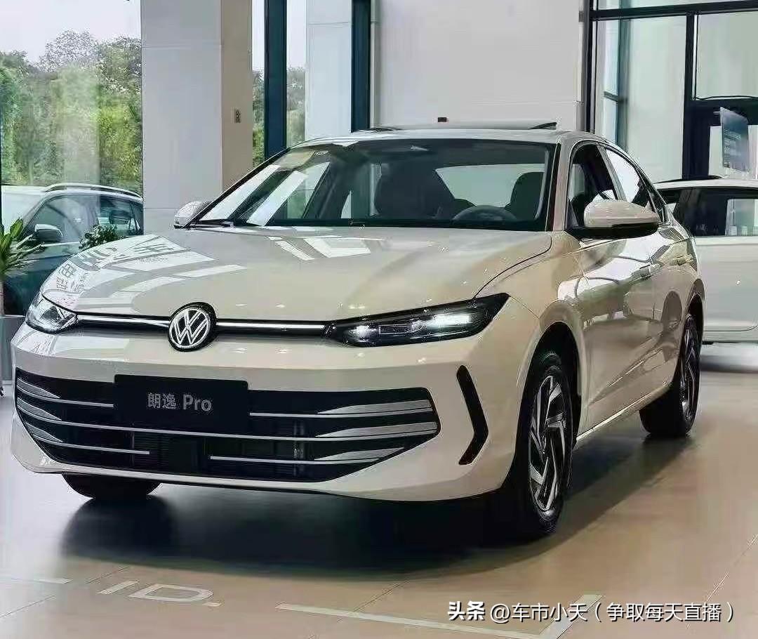 朗逸今年应该能拿下燃油车销量第一，今年已经几个月销量第一，这和朗逸今年的降价幅度