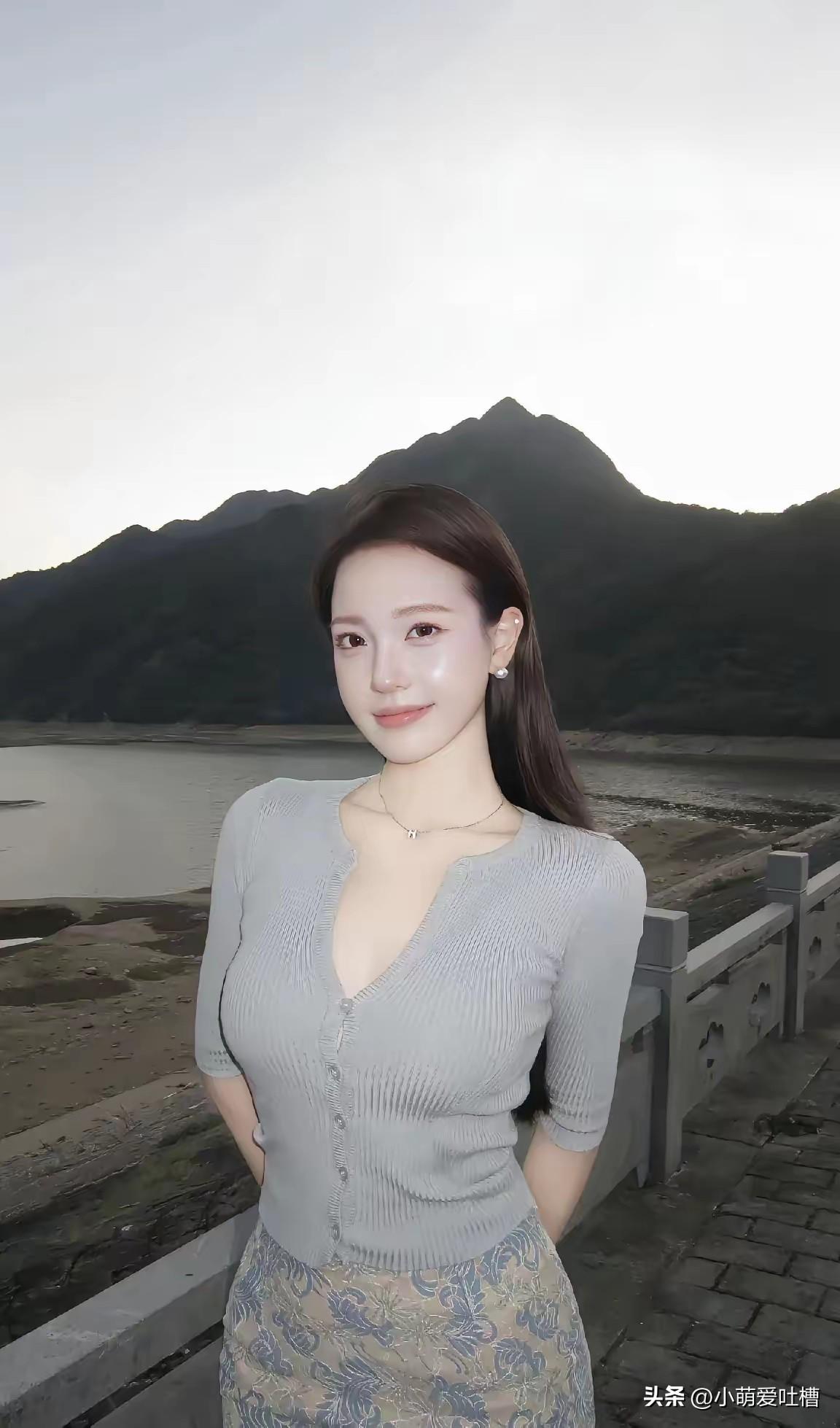 青山绿山落西山，美人佳话代代传，敢问阁下下一句如何应对？
