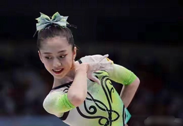 她是广西体操名将韦筱圆，2次拿下世界冠军，如今21岁身材反弹不敢认 ​​​