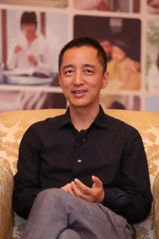 韩寒蒋方舟当年突然走红，离不开路金波这个人，他就是幕后推手，亲自包装了这两人的成