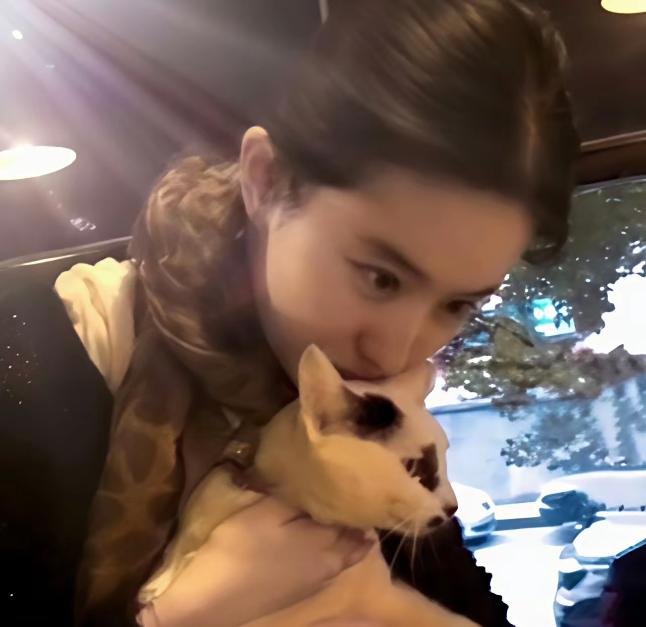 刘亦菲素颜也好绝啊 