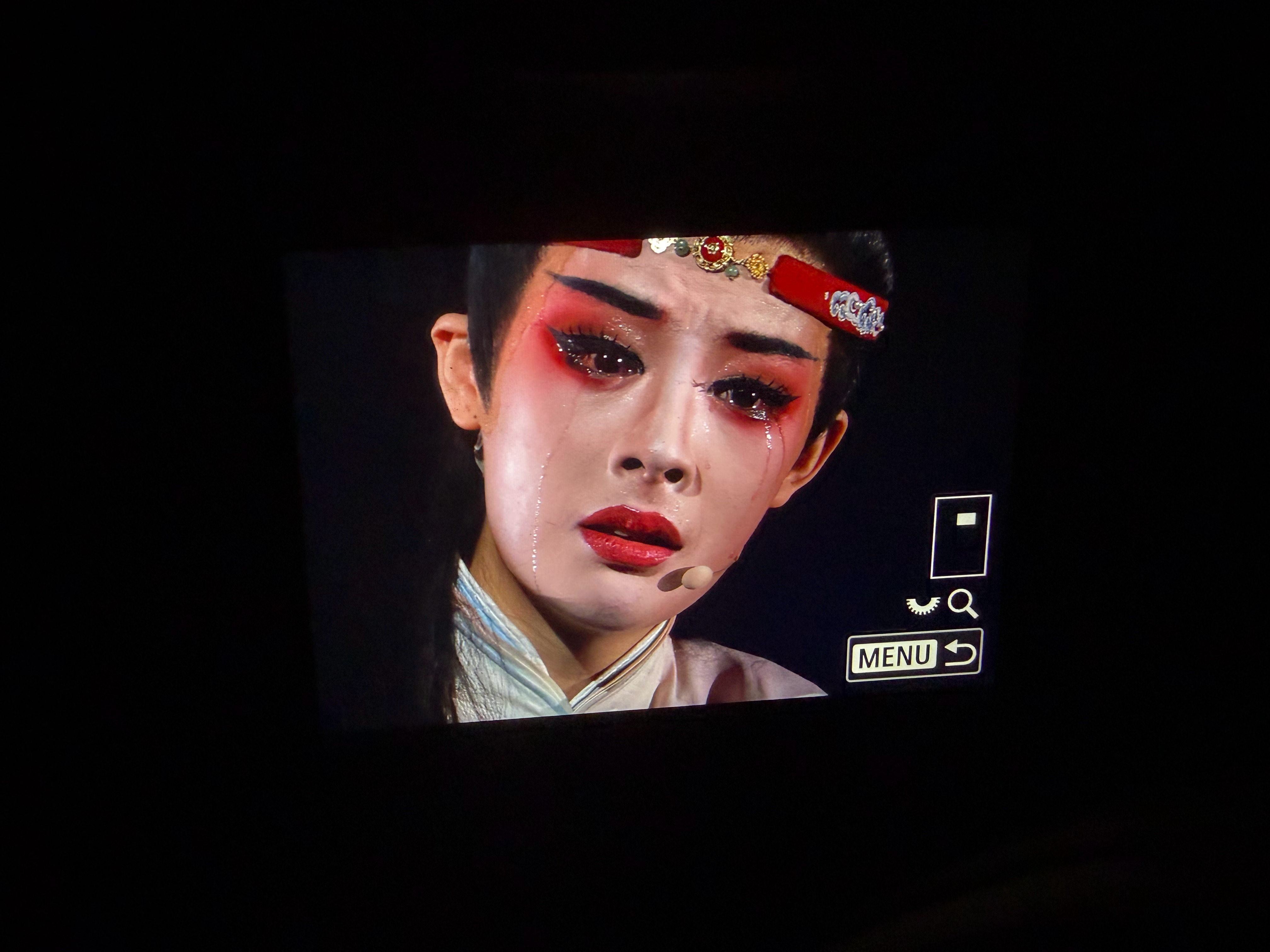 呜呜呜呜 
