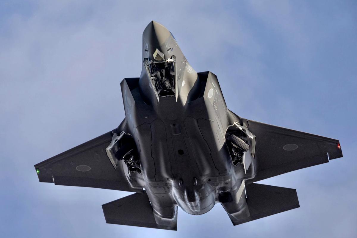 天价战机变坑队友？F-35曝缺陷，北约内讧撕破脸！

美国总统特朗普大概没料到，