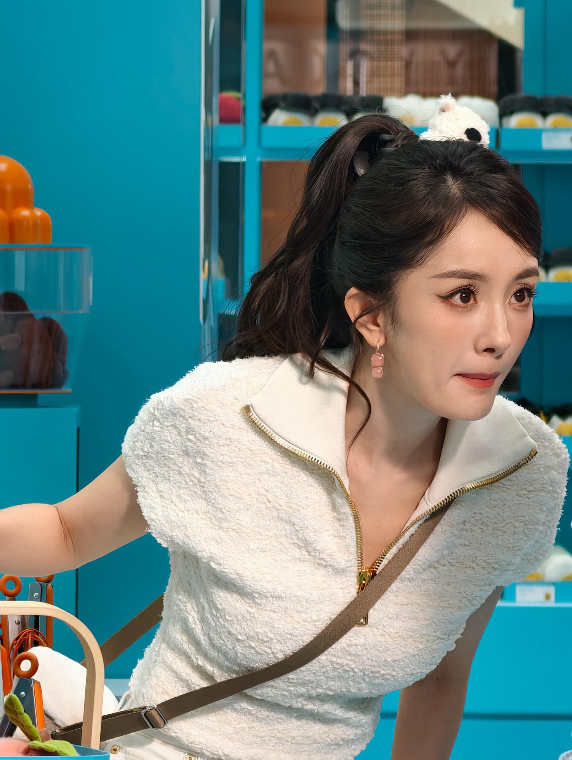 杨幂jellycat活动生图